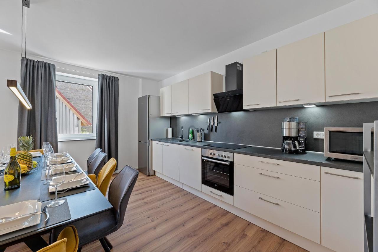 Golden Home With Barbecue, Yoga, Football Table ซินส์ไฮม์ ภายนอก รูปภาพ