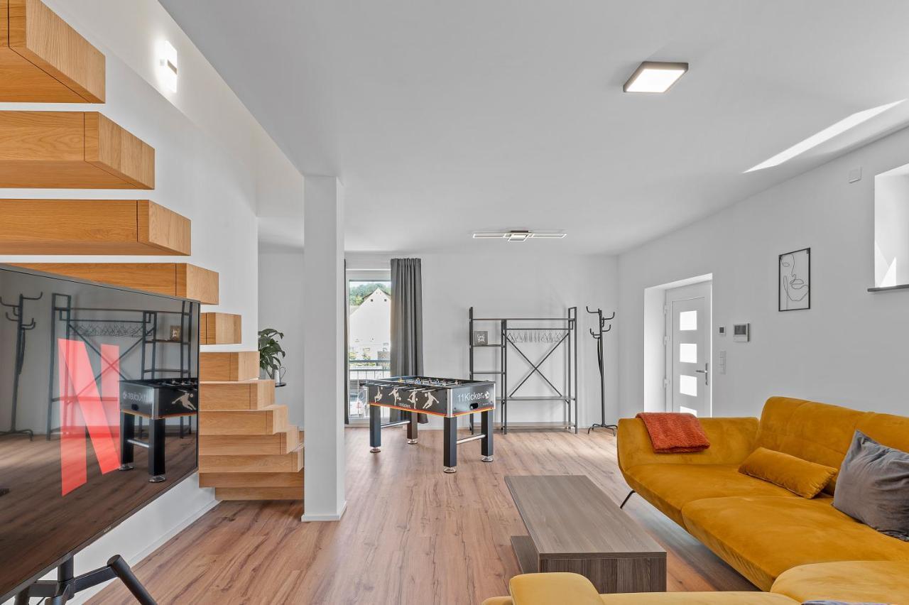 Golden Home With Barbecue, Yoga, Football Table ซินส์ไฮม์ ภายนอก รูปภาพ