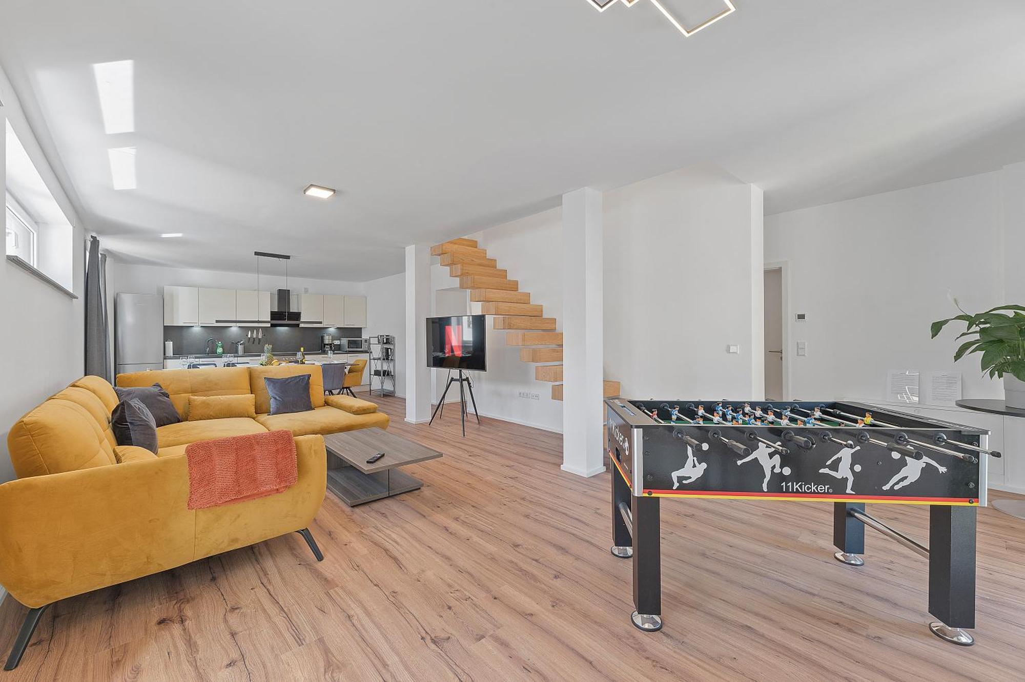 Golden Home With Barbecue, Yoga, Football Table ซินส์ไฮม์ ภายนอก รูปภาพ